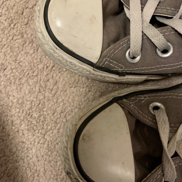 Converse Chuck Taylor grey classic sneakers. - Picture 6 of 6